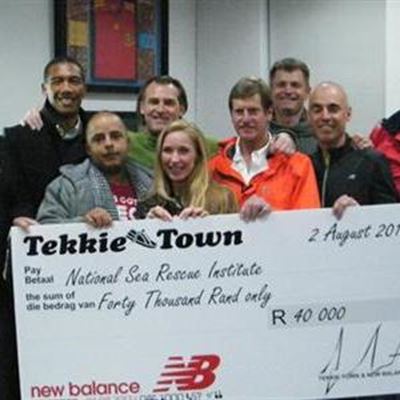 NSRI receives R40 000 from Tekkie Town and New Balance