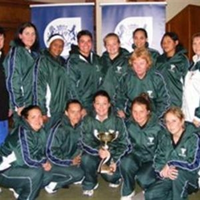 Netbalspelers vat goud