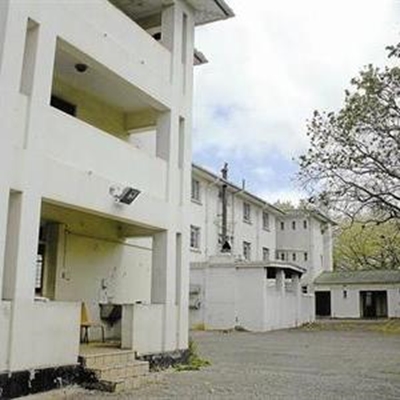 Neglect taking its toll at former hostel