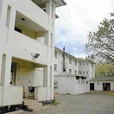 Neglect taking its toll at former hostel