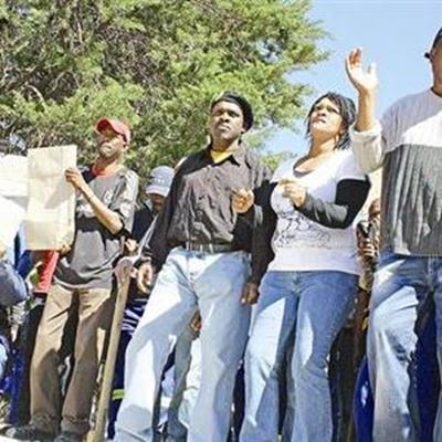 Sawmill strike ends