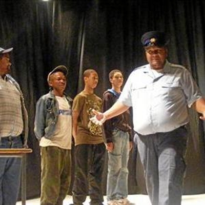 Gemeenskap bring hulde aan Davids