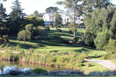 Arts theatre hosts golf day fundraiser