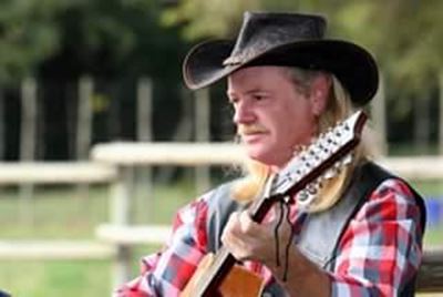 Country-en-western-dans vir Badisa