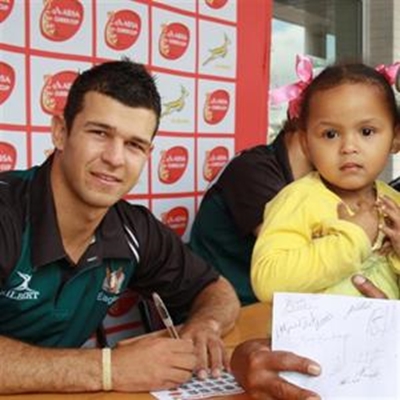 Curriebekerreeks wink vir Arende