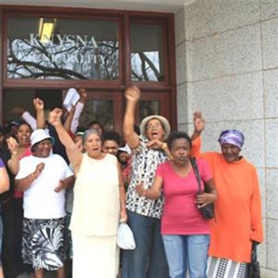 Hornlee residents in protest