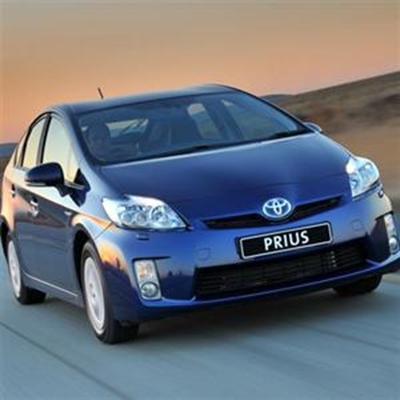 Prius-verkope verby 2 miljoen