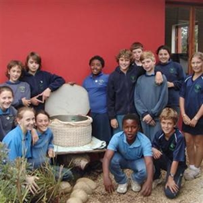 Young eco-designers earn award