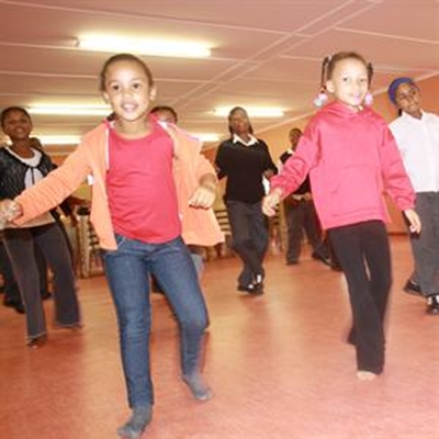 Line dancing in Touwsranten