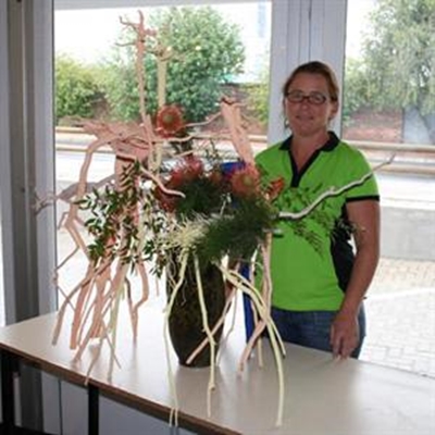 Ikebana says it with flowers 