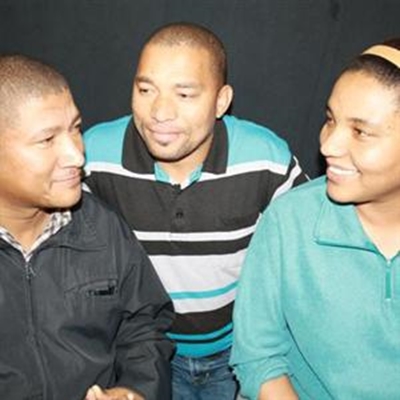 R40 m-tender opgeskort