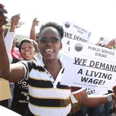 Strikers descend on George