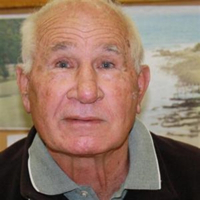 Vasbyter kry sy Protea-baadjie