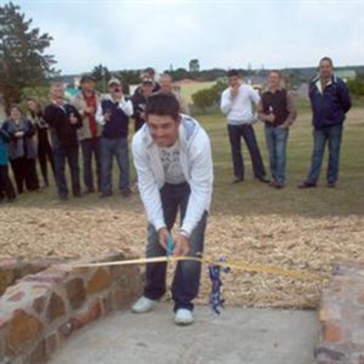 Albertinia Gholfklub vereer Louis Oosthuizen