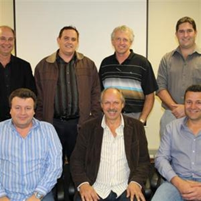 Local aquaculturists take hands