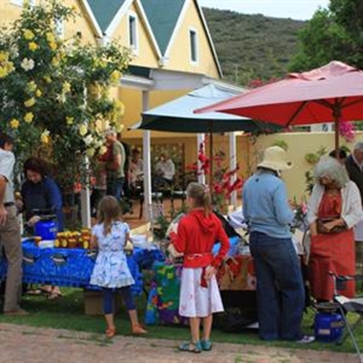 De Rust se eerste boeremark skop af