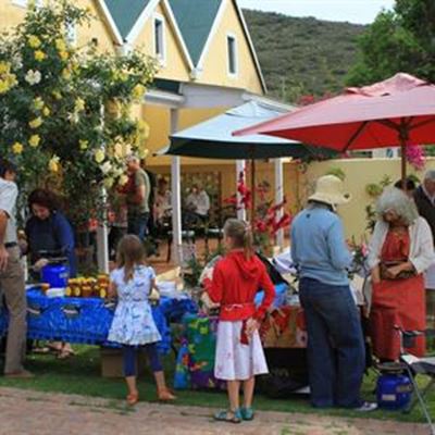 De Rust se eerste boeremark skop af