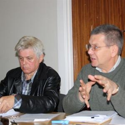 Botha calls Uys a cry baby