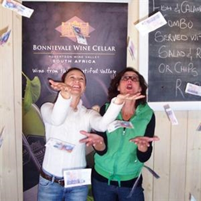 Chefs cook up thousands for charity
