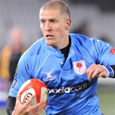 Pretorius hangs up his boots
