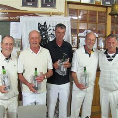 Great bowling in penultimate skins round