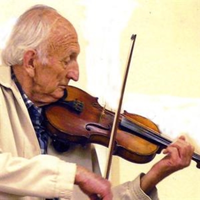 Geliefde onderwyser en musikant oorlede