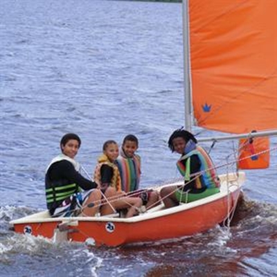 Sailing School enjoys training