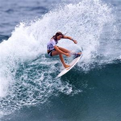George surfer first female to win title
