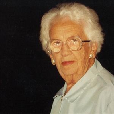 Winnie Carstens dies at 97