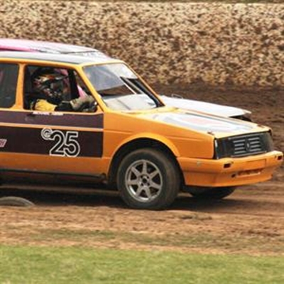 Oval track action!