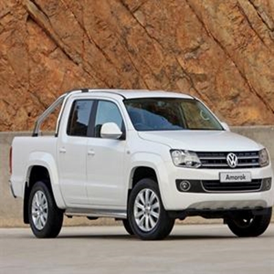 Amarok Double Cab now with petrol engine