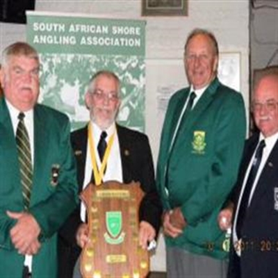 Suid-Kaap meester-hengelaars palm gesogte trofee in