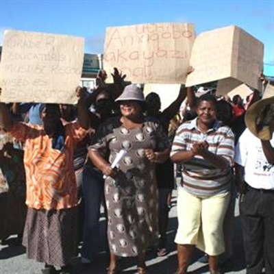 Parents protest at school