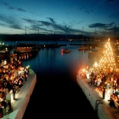 Carols and cheer at Waterfront