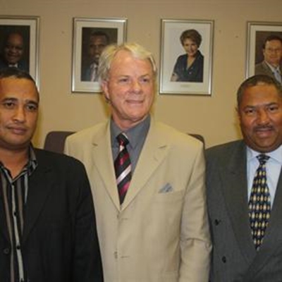 Eden mayor sides with DA