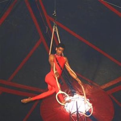 Local children see circus animals for the first time