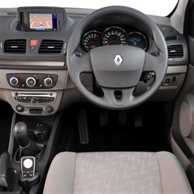 Renault joins C-segment fight