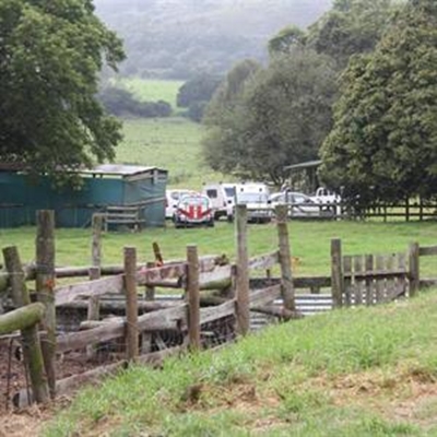 Farmer’s wife held at knife point