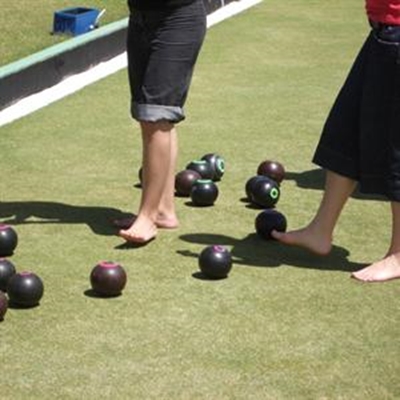 Barefoot bowling to set new world record