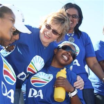Helen Zille visits Knysna