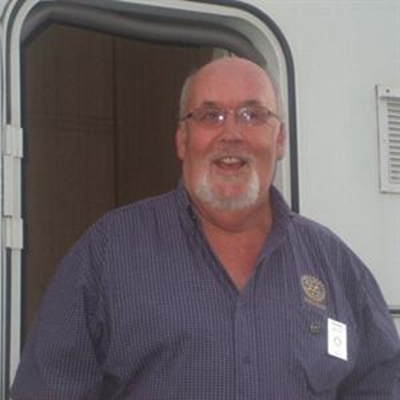 Rotary couples visit in caravans