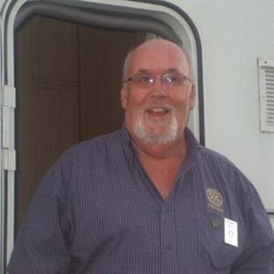 Rotary couples visit in caravans