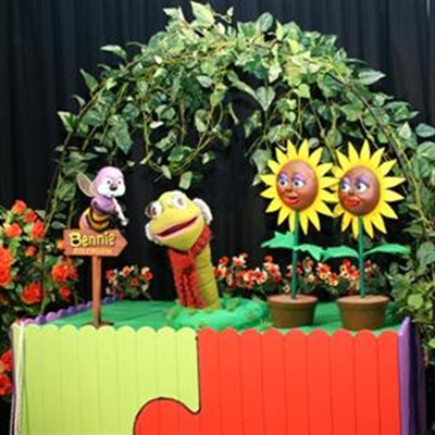 Haas Das en Bennie Boekwurm in George
