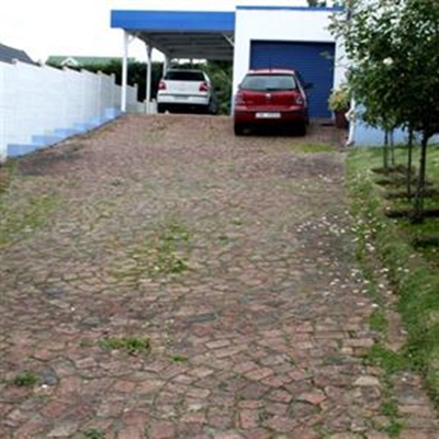 How to install concrete driveway pavers