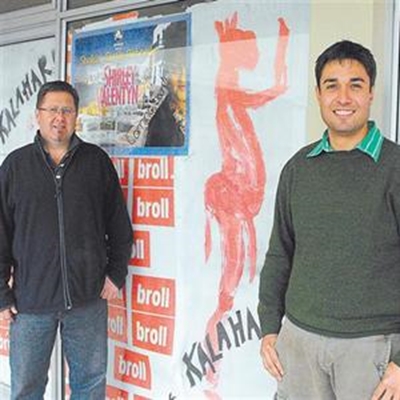 Kalahari Restaurant en Teater verjaar