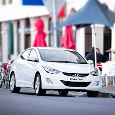 Elantra - premiumvoertuig teen billike prys