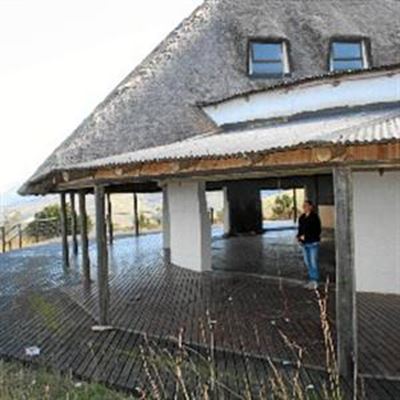 Vandals wreck mountain restaurant