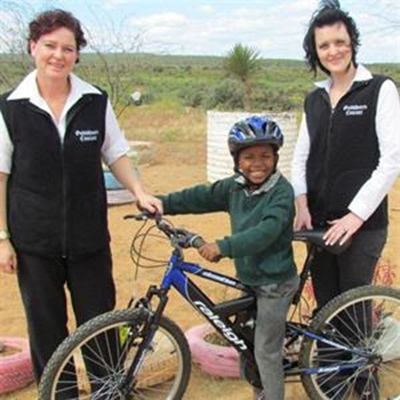 Oudtshoorn Courant skenk fiets