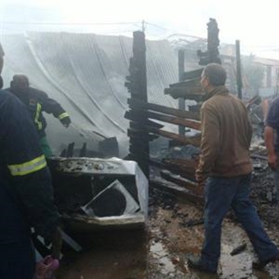 Kind (11) sterf in brand