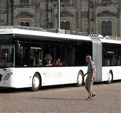 Bendy-bendy-bendy bus!